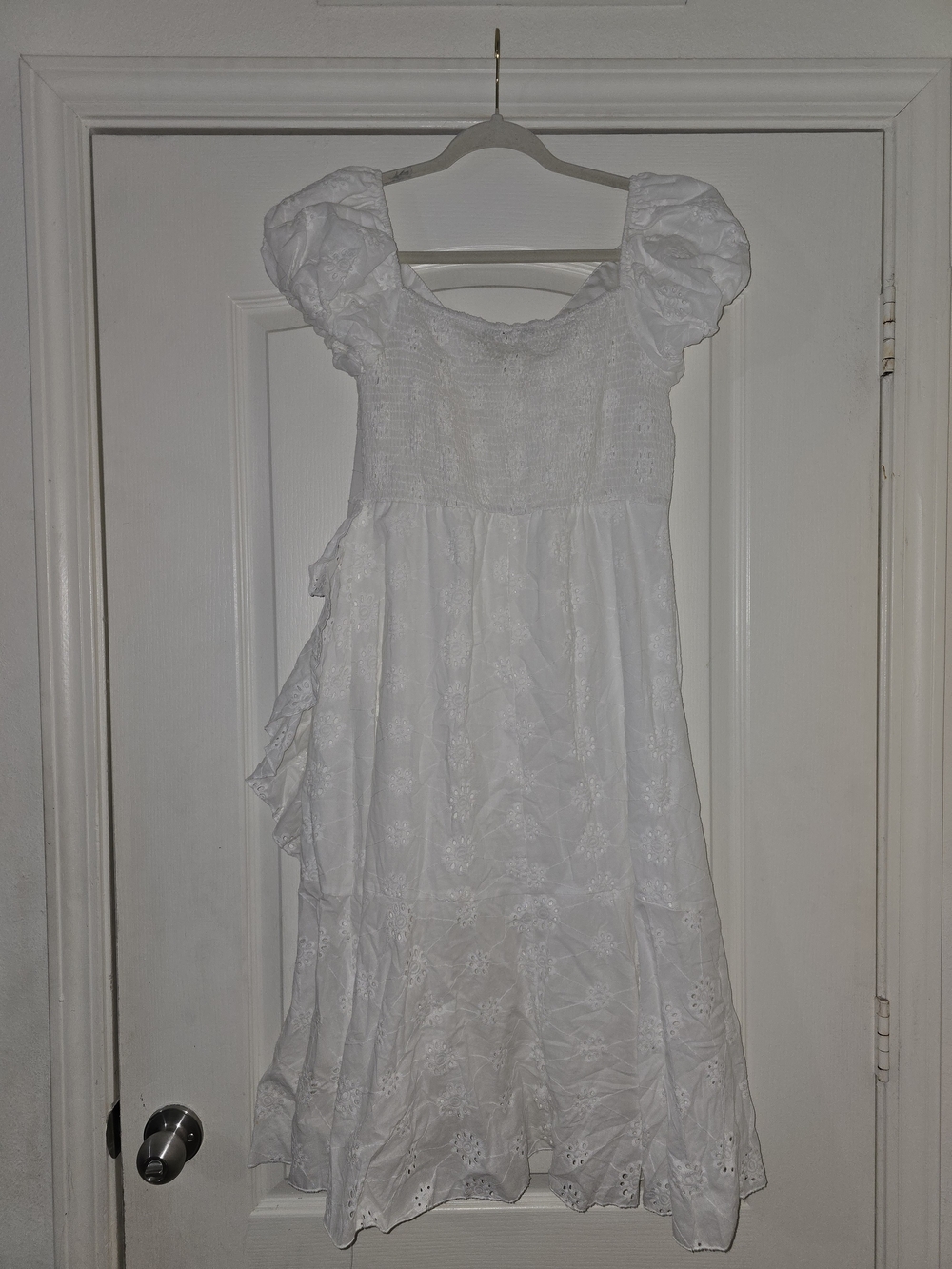 Simple White Eyelet Ruffle Dress - Picture 3 of 3